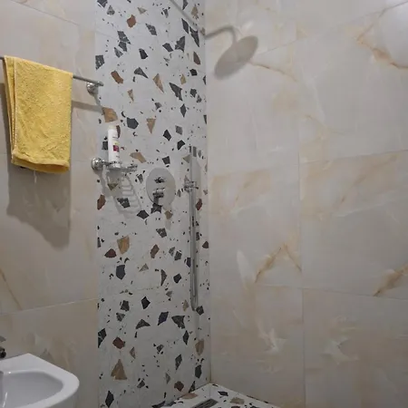 Apartment Just Be With Free Parking Tirana