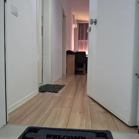 Apartment Just Be With Free Parking *